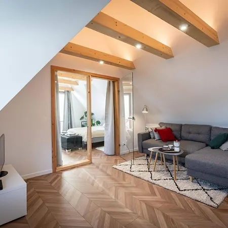 Apartament Zaszczyty